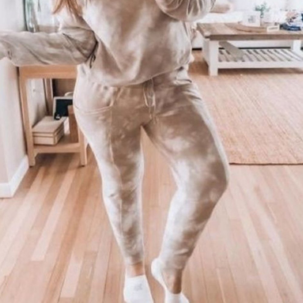 NEW All in Motion High Rise Tie Dye Jogger Pants